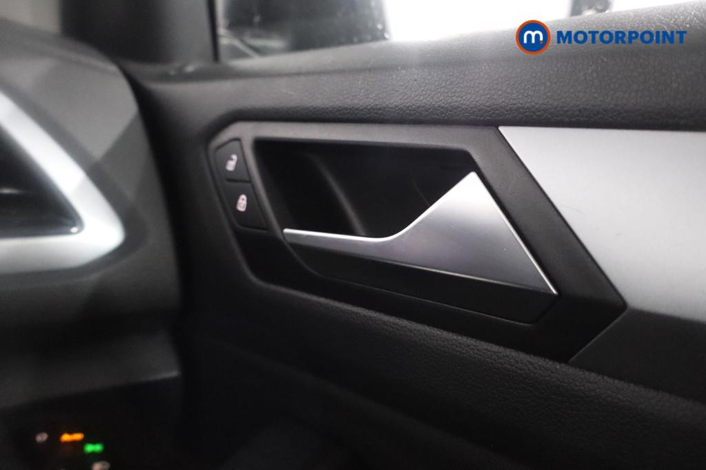 Volkswagen T-Roc Life Automatic Petrol SUV - Stock Number (1588967) - 11th supplementary image