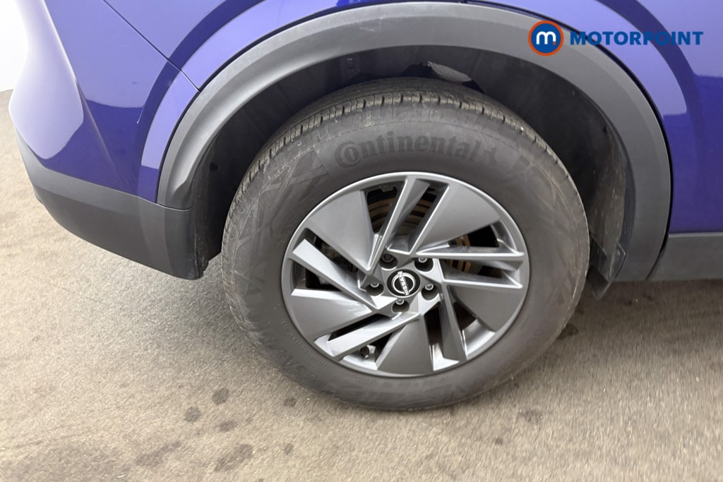 Nissan Qashqai Acenta Premium Manual Petrol SUV - Stock Number (1589438) - 36th supplementary image