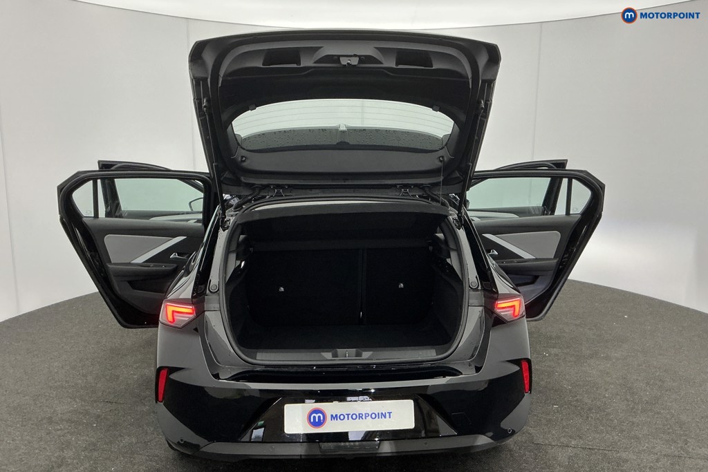 Vauxhall Astra Design Manual Petrol Hatchback - Stock Number (1591688) - 3rd supplementary image