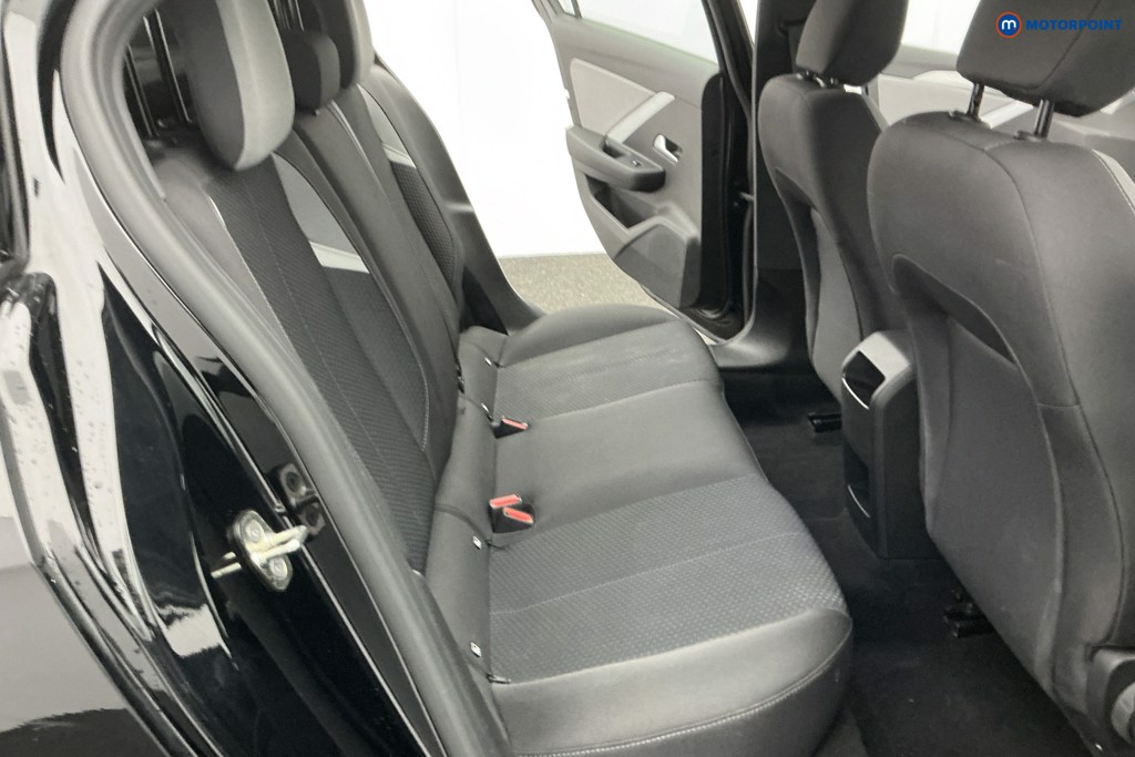 Vauxhall Astra Design Manual Petrol Hatchback - Stock Number (1591688) - 7th supplementary image