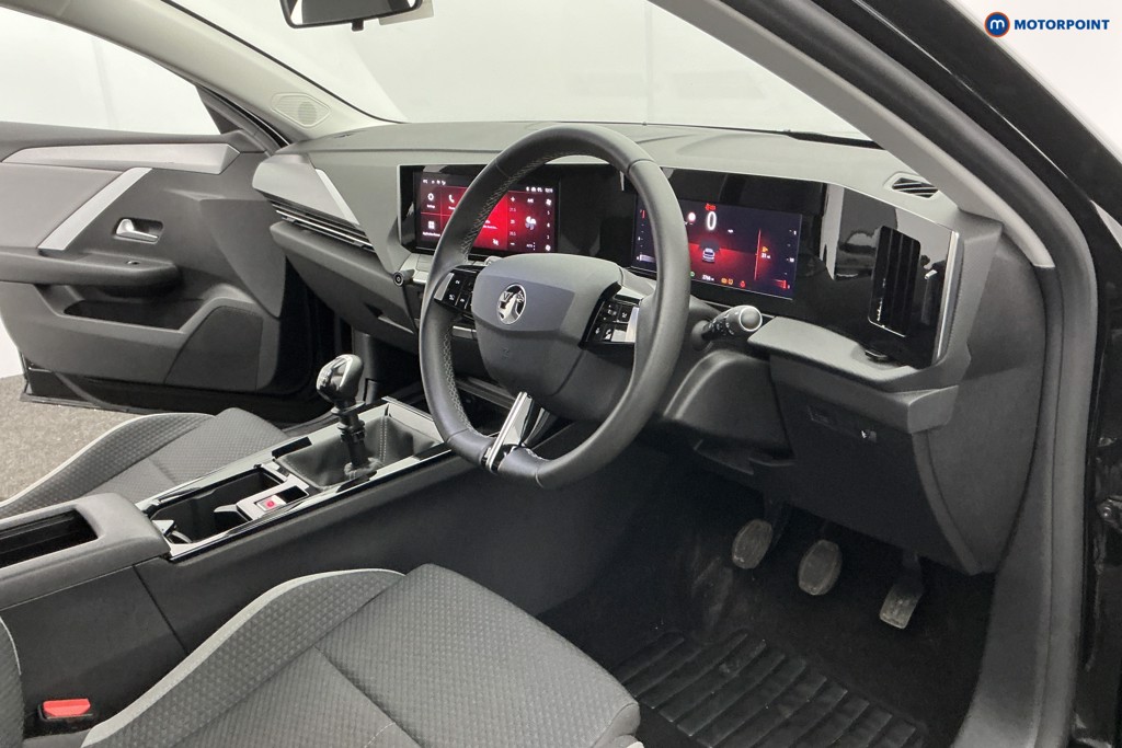 Vauxhall Astra Design Manual Petrol Hatchback - Stock Number (1591688) - 10th supplementary image