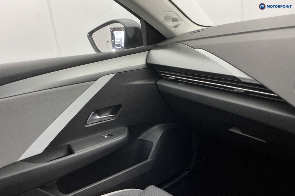 Vauxhall Astra Design Manual Petrol Hatchback - Stock Number (1591688) - 22nd supplementary image