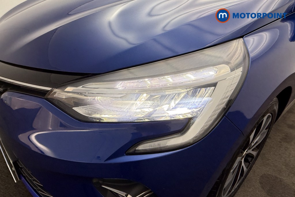 Renault Clio Iconic Manual Petrol Hatchback - Stock Number (1592236) - 22nd supplementary image