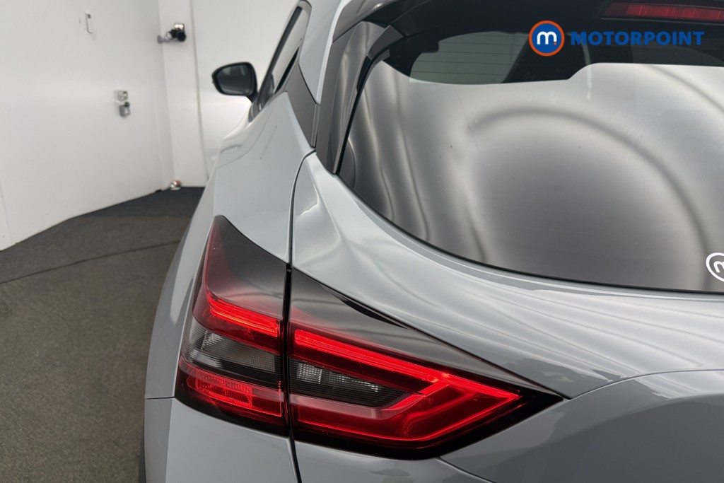 Nissan Juke Tekna Automatic Petrol SUV - Stock Number (1593281) - 10th supplementary image