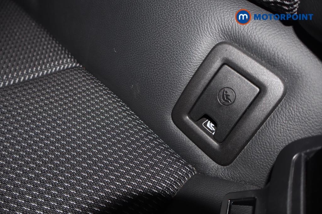 Audi Q2 S Line Automatic Petrol SUV - Stock Number (1597334) - 17th supplementary image