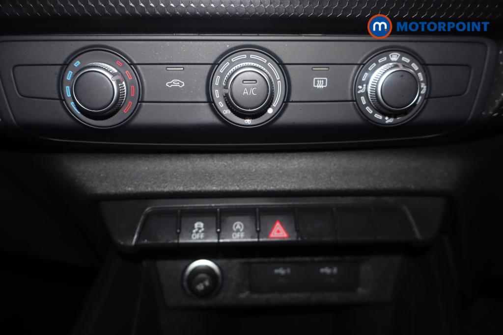 Audi A1 Technik Manual Petrol Hatchback - Stock Number (1598638) - 2nd supplementary image