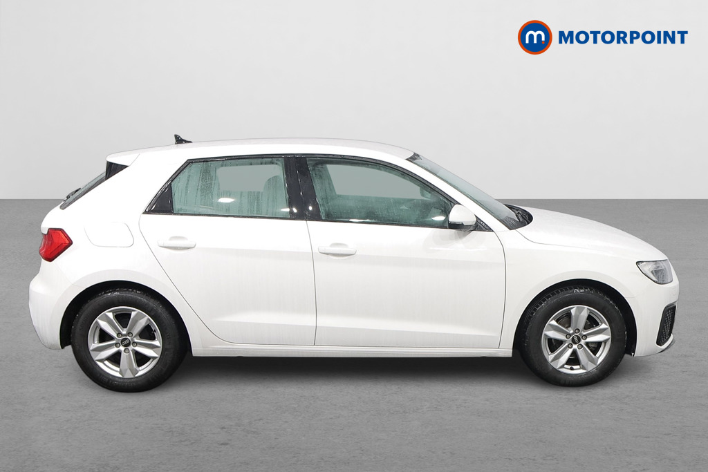 Audi A1 Technik Manual Petrol Hatchback - Stock Number (1598638) - Drivers side