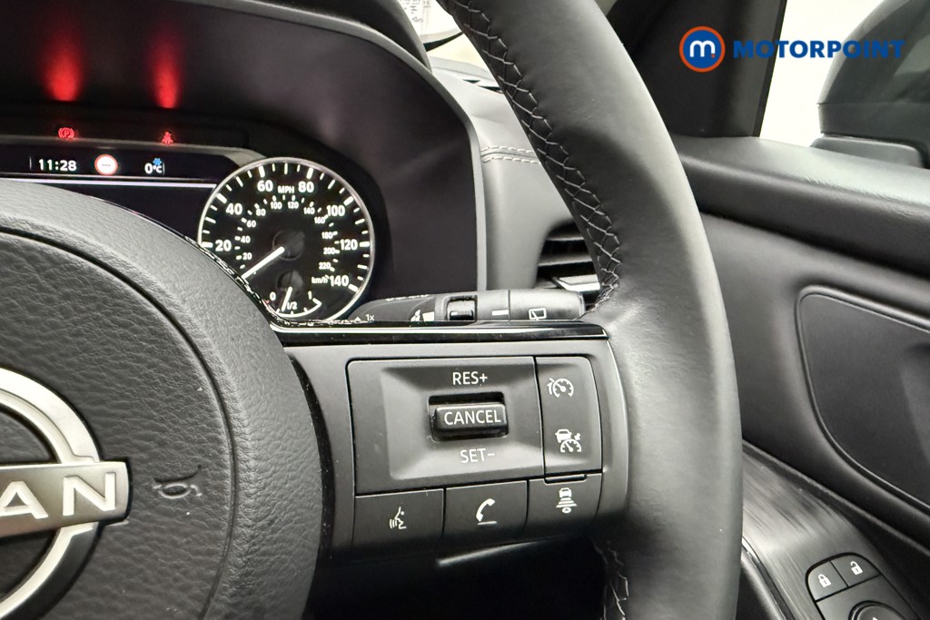 Nissan Qashqai Acenta Premium Manual Petrol SUV - Stock Number (1600896) - 8th supplementary image