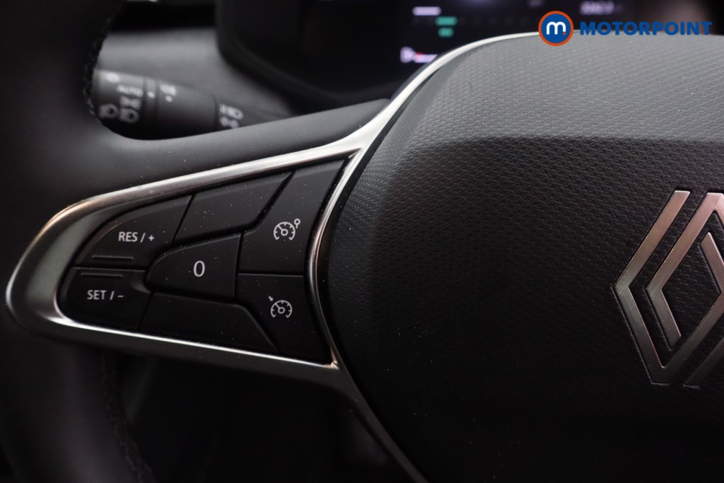 Renault Clio Evolution Manual Petrol Hatchback - Stock Number (1601229) - 3rd supplementary image