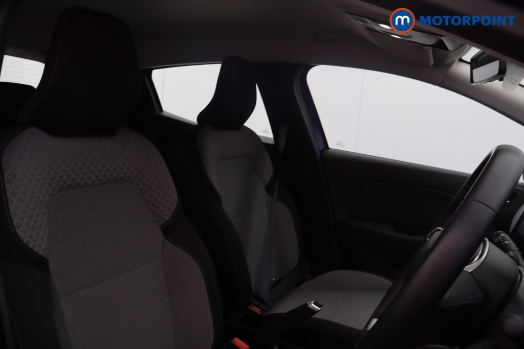 Renault Clio Evolution Manual Petrol Hatchback - Stock Number (1601229) - 13th supplementary image