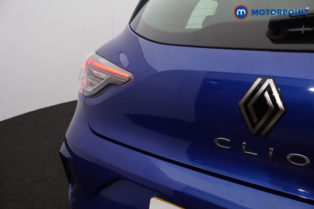 Renault Clio Evolution Manual Petrol Hatchback - Stock Number (1601229) - 29th supplementary image