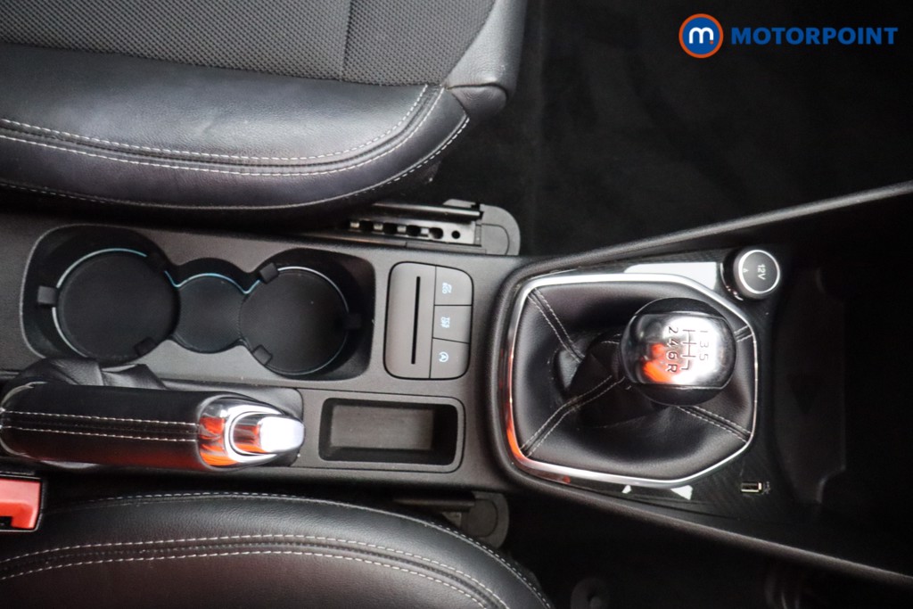 Ford Fiesta St-Line X Manual Petrol Hatchback - Stock Number (1602125) - 9th supplementary image