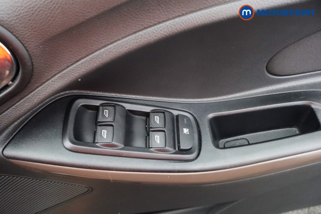 Ford Ka-Plus Active Manual Petrol Hatchback - Stock Number (1602422) - 11th supplementary image