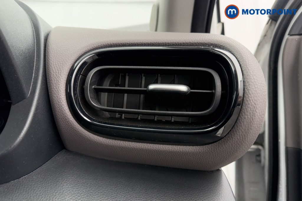 Toyota Yaris Cross Excel Automatic Petrol-Electric Hybrid Estate - Stock Number (1602646) - 15th supplementary image