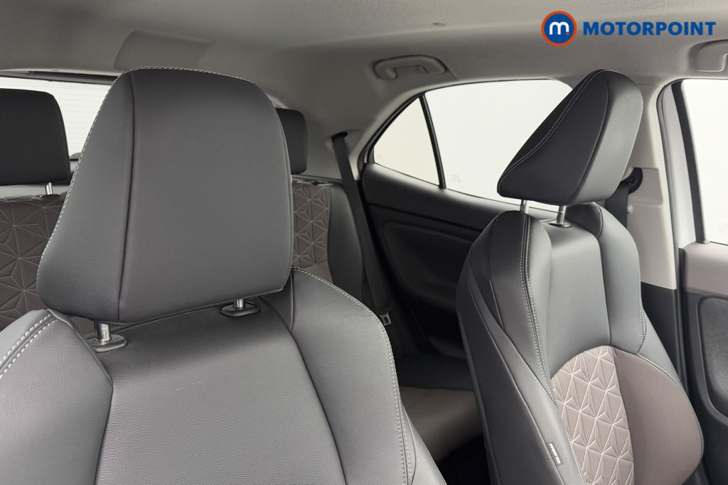 Toyota Yaris Cross Excel Automatic Petrol-Electric Hybrid Estate - Stock Number (1602646) - 20th supplementary image