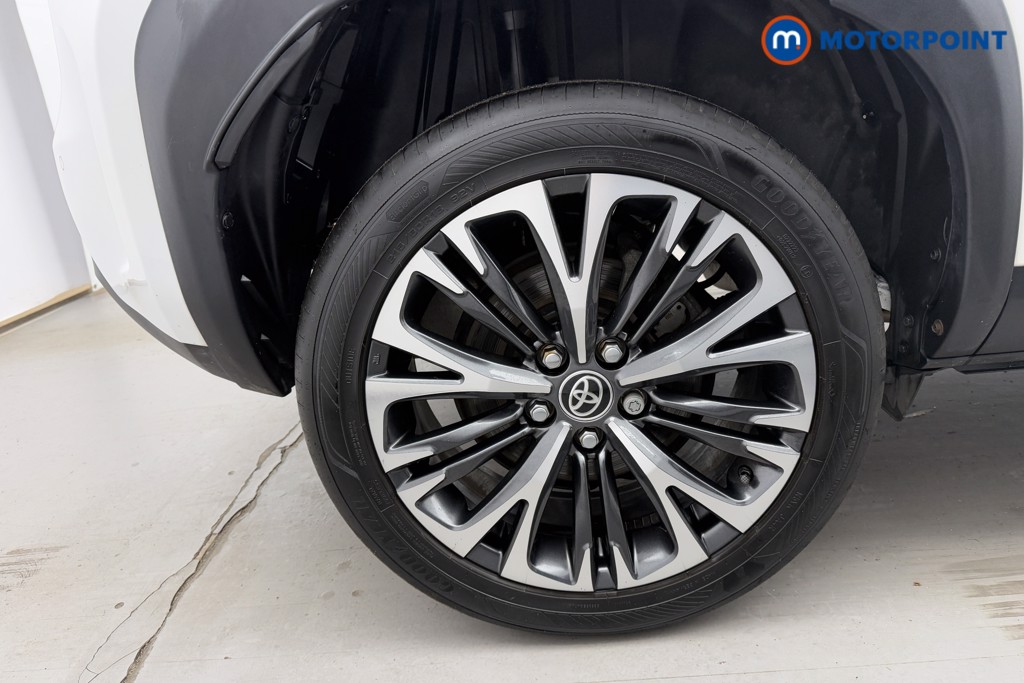 Toyota Yaris Cross Excel Automatic Petrol-Electric Hybrid Estate - Stock Number (1602646) - 29th supplementary image