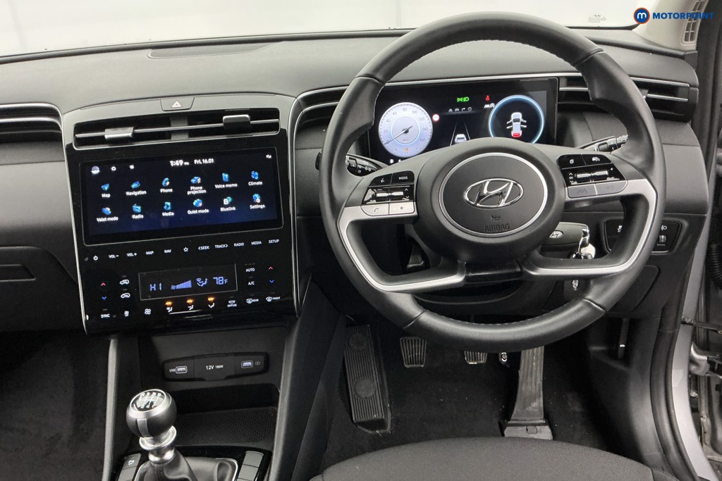 Hyundai Tucson Se Connect Manual Petrol SUV - Stock Number (1602951) - 1st supplementary image