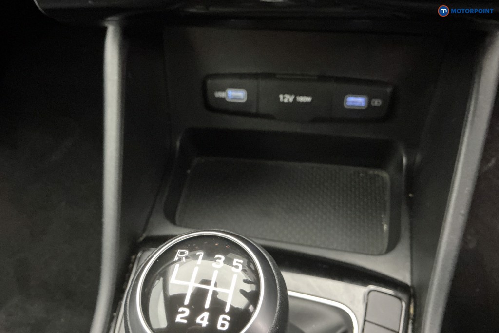 Hyundai Tucson Se Connect Manual Petrol SUV - Stock Number (1602957) - 23rd supplementary image