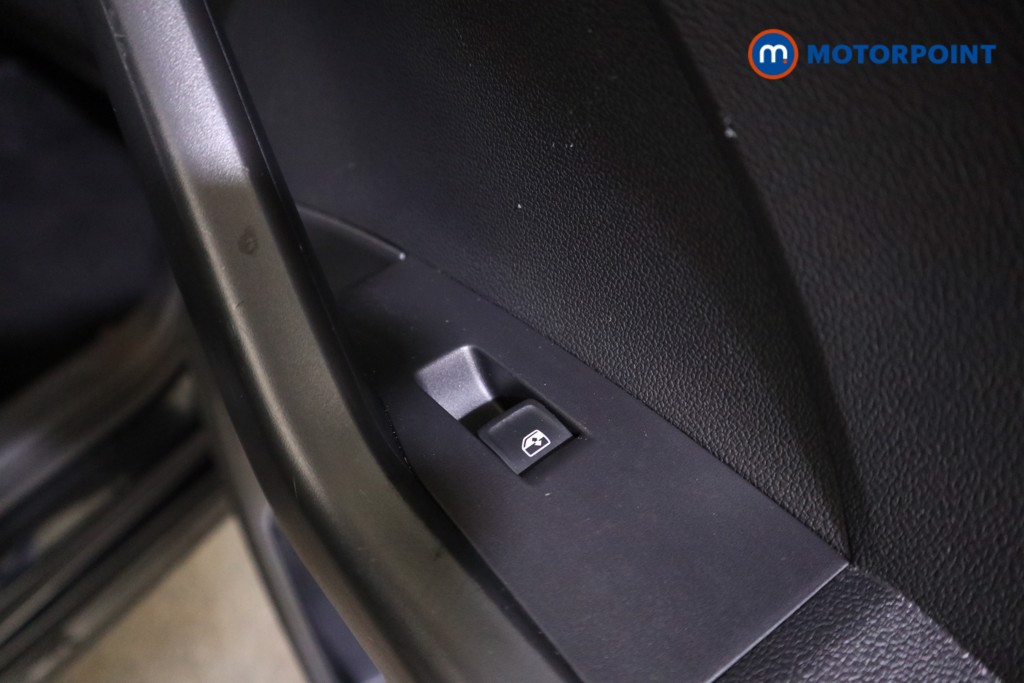 Volkswagen T-Cross SE Manual Petrol SUV - Stock Number (1603688) - 17th supplementary image