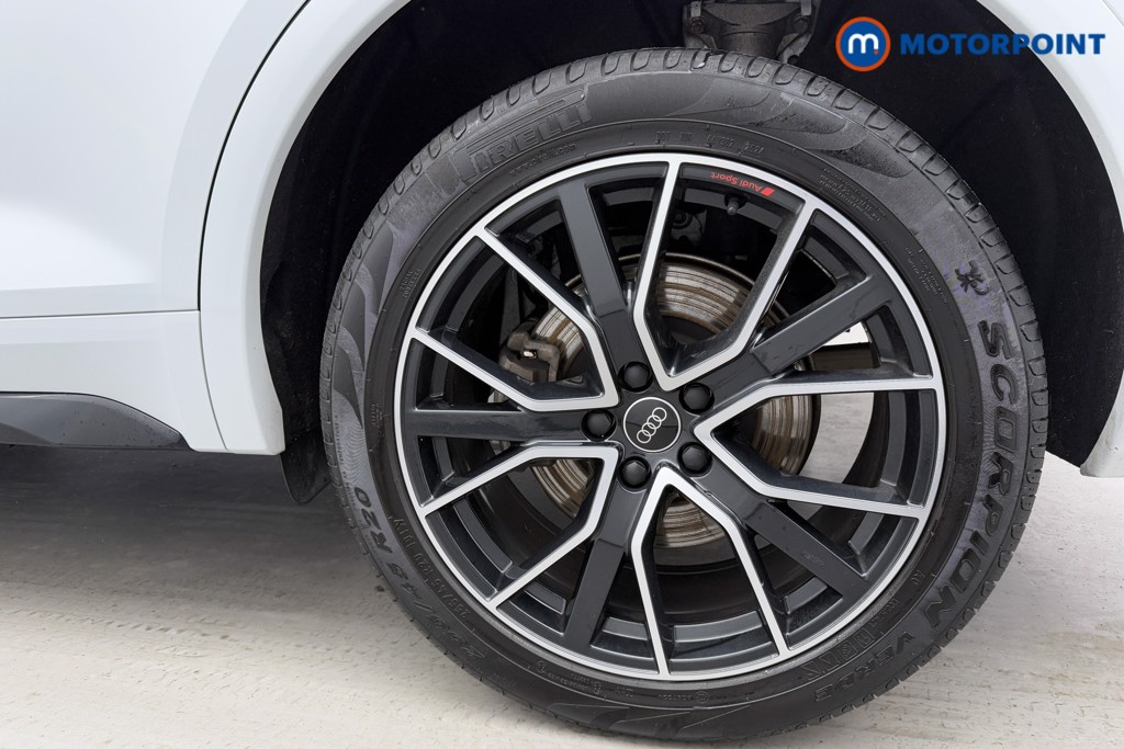 Audi Q5 Black Edition Automatic Petrol Plug-In Hybrid SUV - Stock Number (1604391) - 34th supplementary image