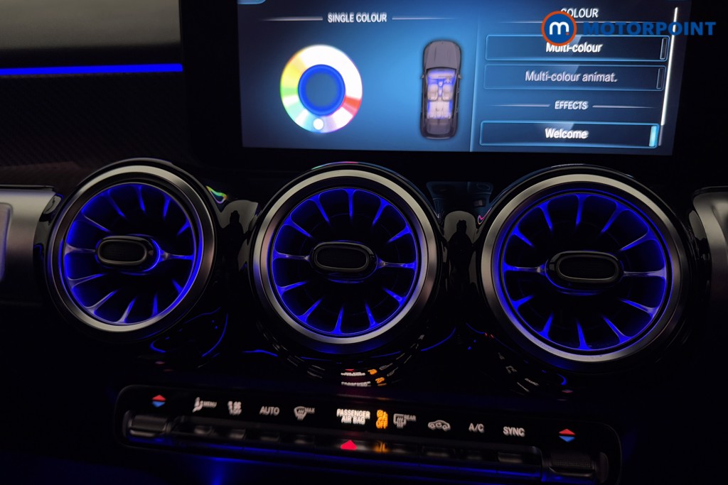 Mercedes-Benz GLB Amg Line Automatic Petrol SUV - Stock Number (1604459) - 15th supplementary image