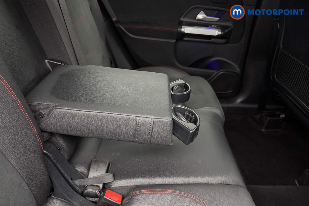 Mercedes-Benz GLB Amg Line Automatic Petrol SUV - Stock Number (1604459) - 30th supplementary image