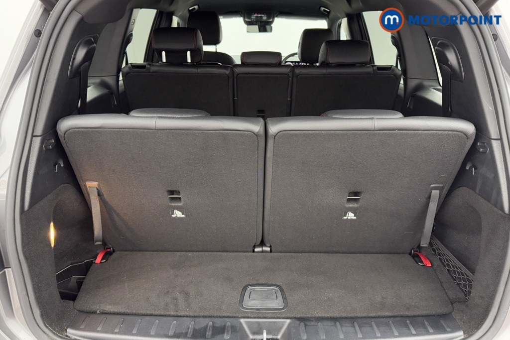 Mercedes-Benz GLB Amg Line Automatic Petrol SUV - Stock Number (1604459) - 35th supplementary image