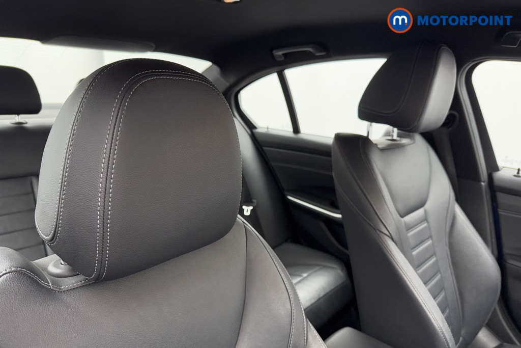 BMW 3 Series M Sport Automatic Petrol Plug-In Hybrid Saloon - Stock Number (1604473) - 23rd supplementary image