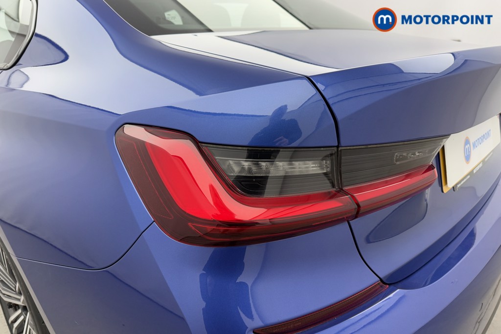 BMW 3 Series M Sport Automatic Petrol Plug-In Hybrid Saloon - Stock Number (1604473) - 29th supplementary image