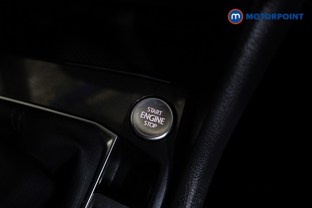 Volkswagen Tiguan R-Line Automatic Diesel SUV - Stock Number (1604918) - 11th supplementary image
