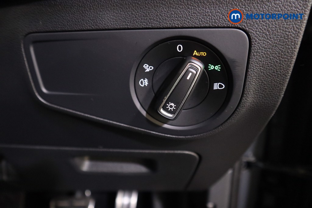 Volkswagen Tiguan R-Line Automatic Diesel SUV - Stock Number (1604918) - 14th supplementary image