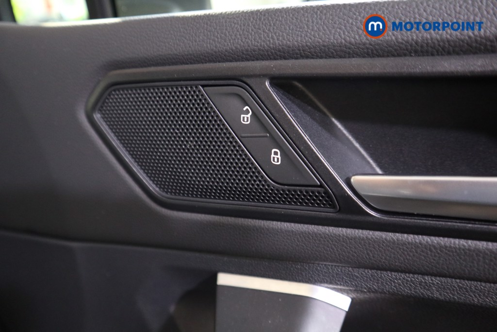 Volkswagen Tiguan R-Line Automatic Diesel SUV - Stock Number (1604918) - 15th supplementary image