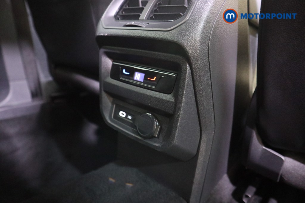 Volkswagen Tiguan R-Line Automatic Diesel SUV - Stock Number (1604918) - 22nd supplementary image
