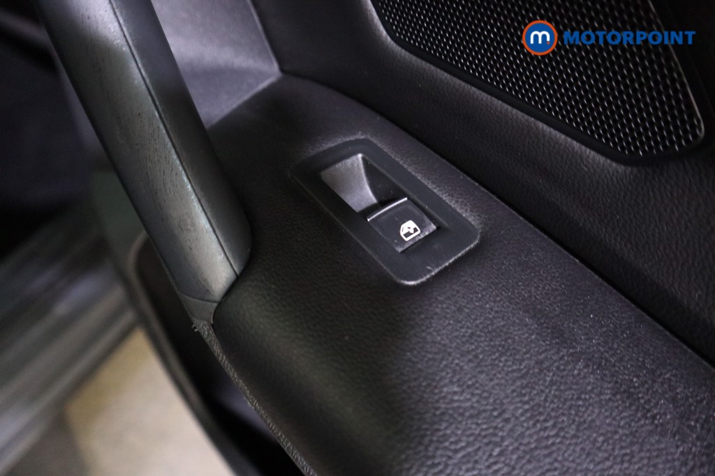 Volkswagen Tiguan R-Line Automatic Diesel SUV - Stock Number (1604918) - 23rd supplementary image