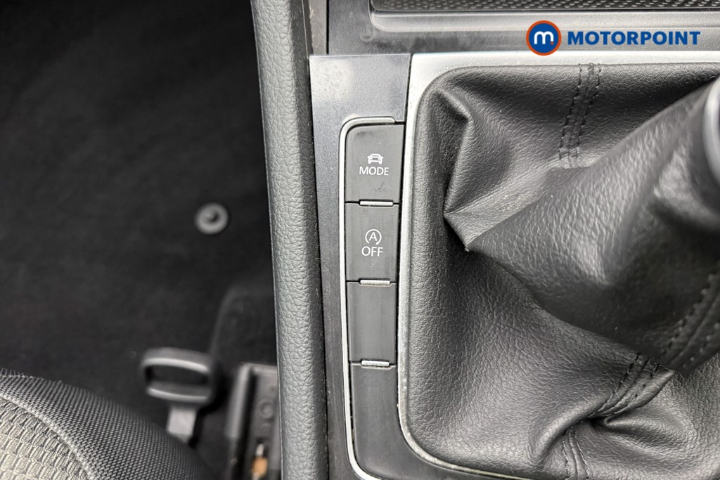 Volkswagen Golf SE Manual Petrol Hatchback - Stock Number (1604927) - 16th supplementary image