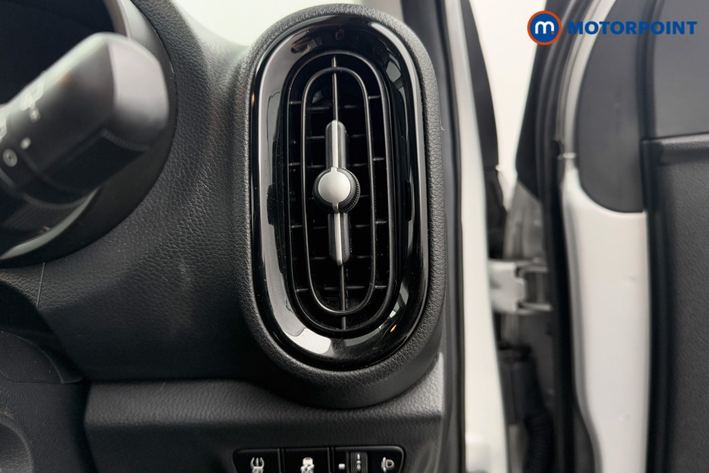 KIA Picanto 2 Automatic Petrol Hatchback - Stock Number (1604955) - 14th supplementary image