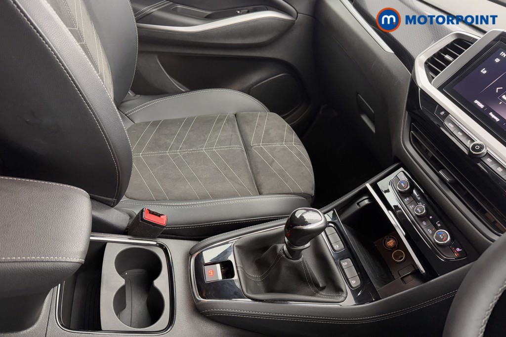 Vauxhall Grandland Ultimate Manual Petrol SUV - Stock Number (1604969) - 14th supplementary image