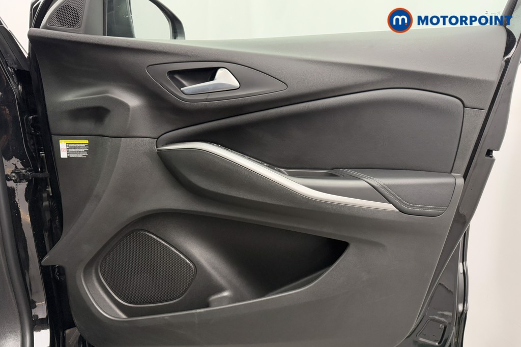 Vauxhall Grandland Ultimate Manual Petrol SUV - Stock Number (1604969) - 16th supplementary image