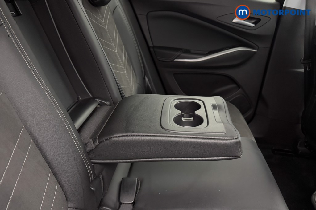 Vauxhall Grandland Ultimate Manual Petrol SUV - Stock Number (1604969) - 22nd supplementary image