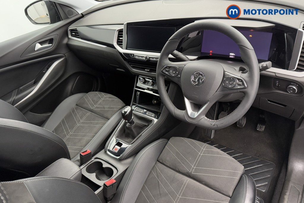 Vauxhall Grandland Ultimate Manual Petrol SUV - Stock Number (1604969) - 1st supplementary image