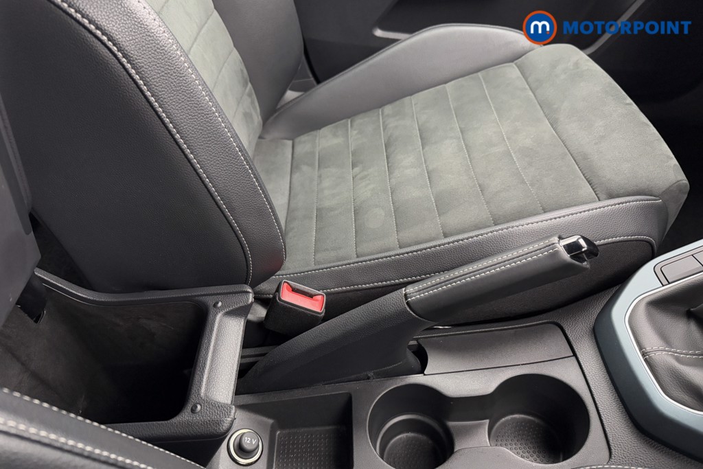 Seat Arona Xperience Lux Manual Petrol SUV - Stock Number (1605041) - 15th supplementary image