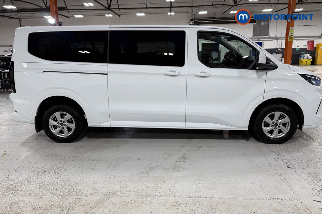 Ford Transit Custom Limited Automatic Diesel Standard Roof Minibus - Stock Number (1605096) - Passenger side rear corner