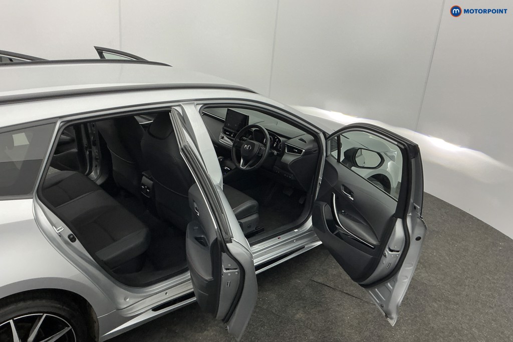Toyota Corolla Gr Sport Automatic Petrol-Electric Hybrid Estate - Stock Number (1605155) - 6th supplementary image