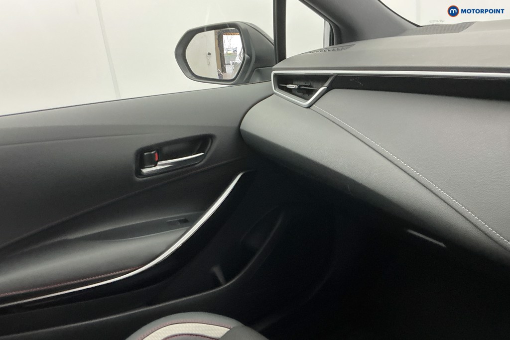 Toyota Corolla Gr Sport Automatic Petrol-Electric Hybrid Estate - Stock Number (1605155) - 25th supplementary image