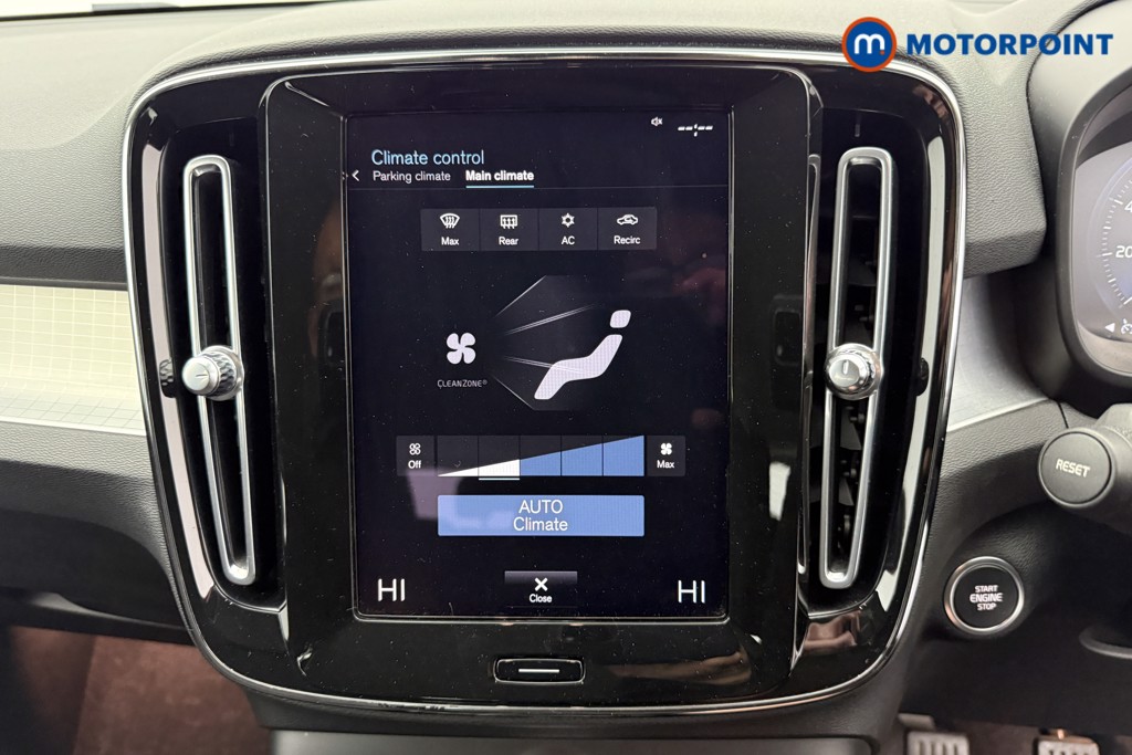 Volvo Xc40 Momentum Manual Petrol SUV - Stock Number (1605237) - 8th supplementary image