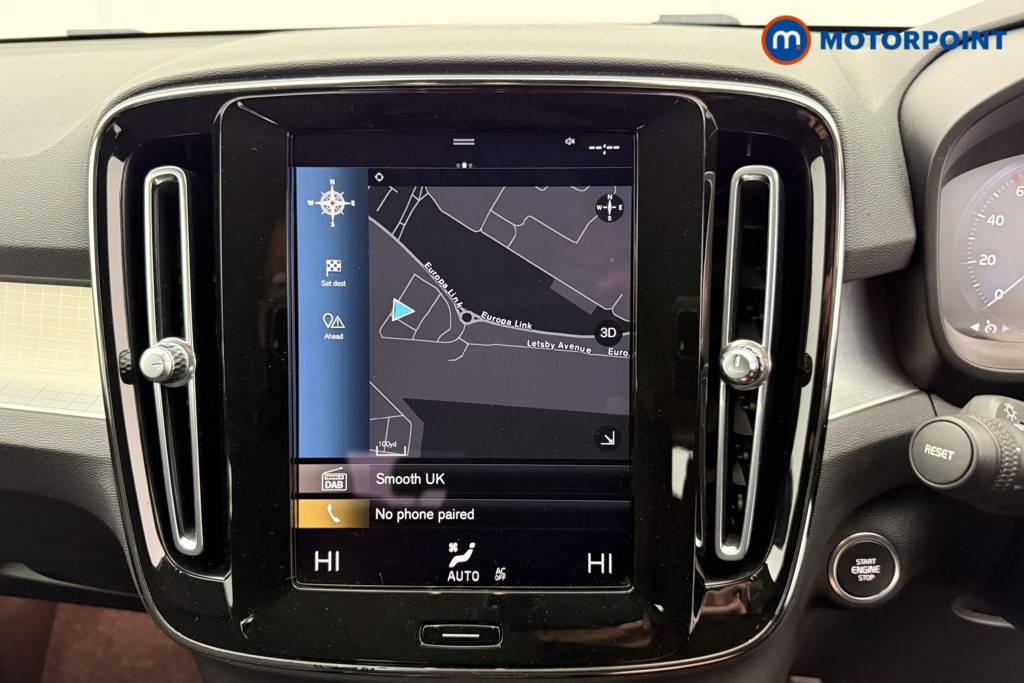 Volvo Xc40 Momentum Manual Petrol SUV - Stock Number (1605237) - 9th supplementary image