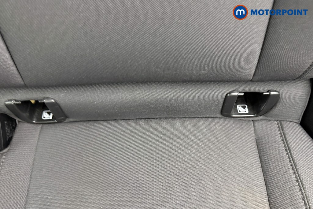 Volvo Xc40 Momentum Manual Petrol SUV - Stock Number (1605237) - 23rd supplementary image