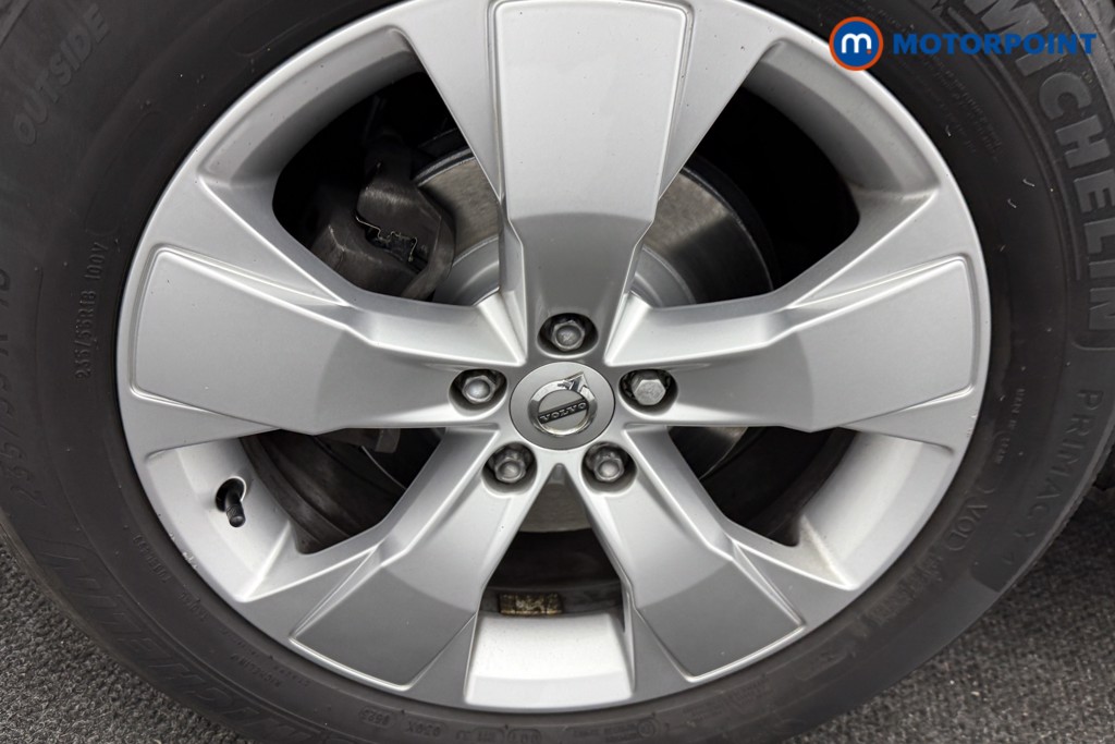 Volvo Xc40 Momentum Manual Petrol SUV - Stock Number (1605237) - 28th supplementary image