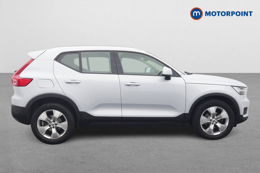 Volvo Xc40 Momentum Manual Petrol SUV - Stock Number (1605237) - Drivers side