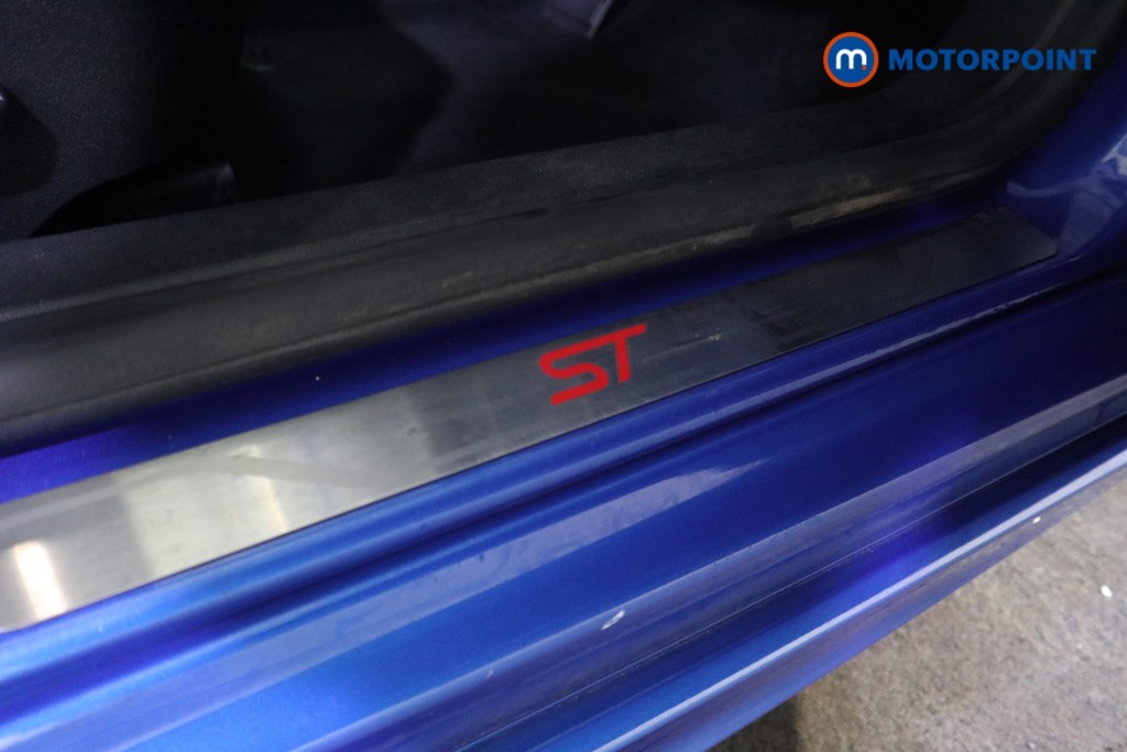 Ford Focus St-Line X Edition Manual Petrol Hatchback - Stock Number (1605446) - 15th supplementary image